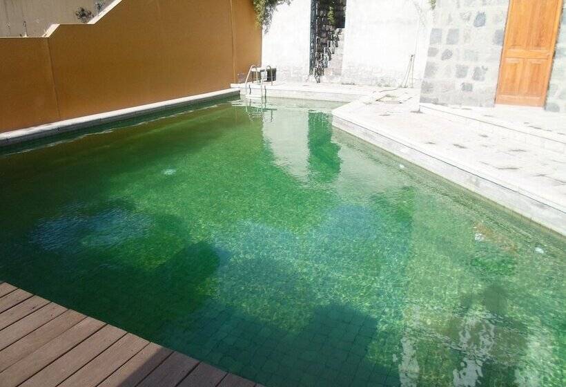 ホテル Posada El Castillo