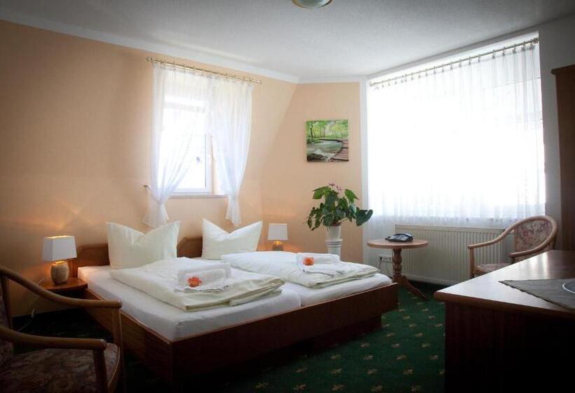 호텔 Ratskeller Thum