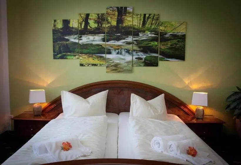 호텔 Ratskeller Thum