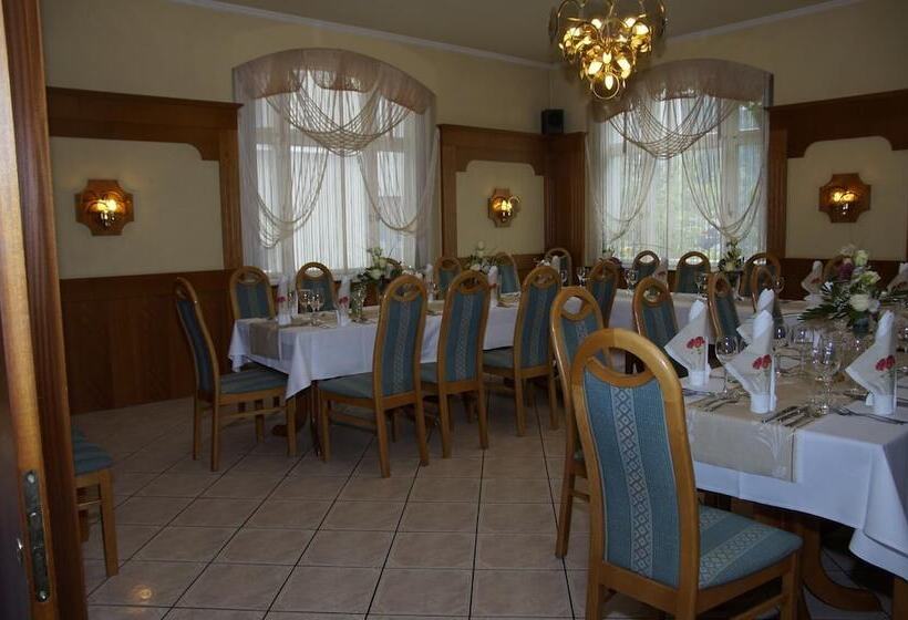 호텔 Ratskeller Thum