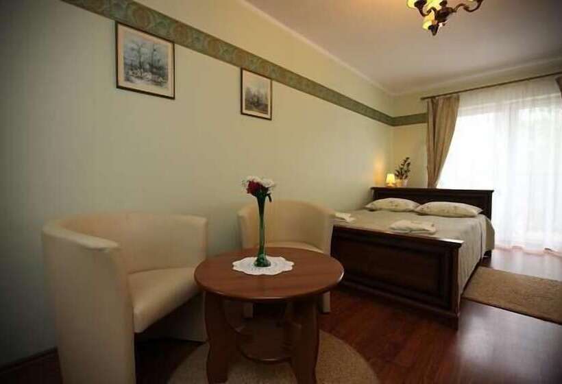 בית מלון כפרי Willa Atena