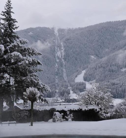 Majestic Hotel & Spa Resort