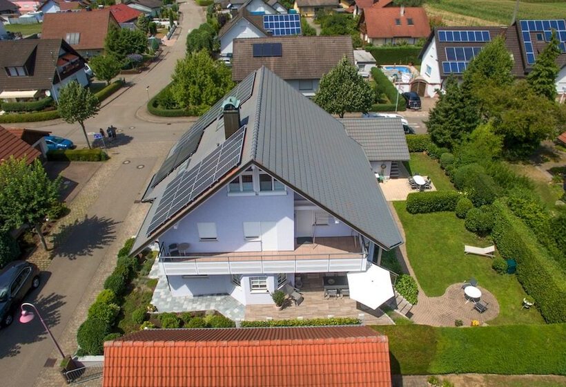 פנסיון Gästehaus Alba Sie Bekommen Garantiert Eintrittskarten Für Den Europapark Und Für Rulantica über U