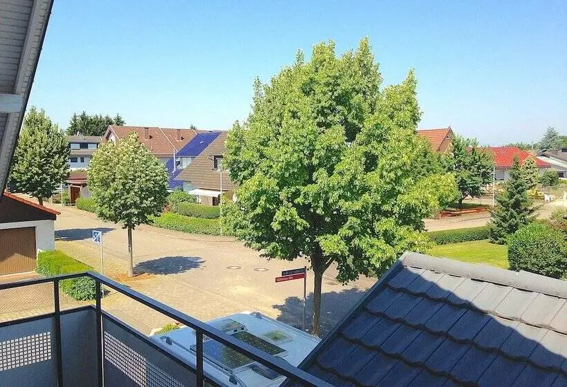 Пансион Gästehaus Alba Sie Bekommen Garantiert Eintrittskarten Für Den Europapark Und Für Rulantica über U