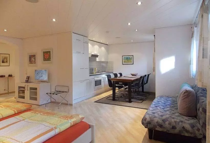 Пансион Gästehaus Alba Sie Bekommen Garantiert Eintrittskarten Für Den Europapark Und Für Rulantica über U