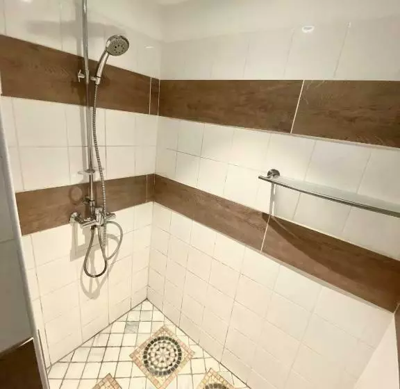 Hotelli Du Pont De L Oso