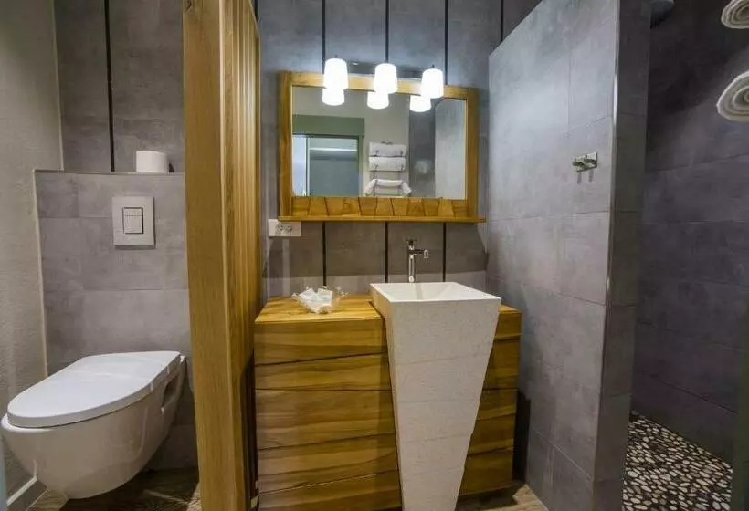 Hotelli Du Pont De L Oso