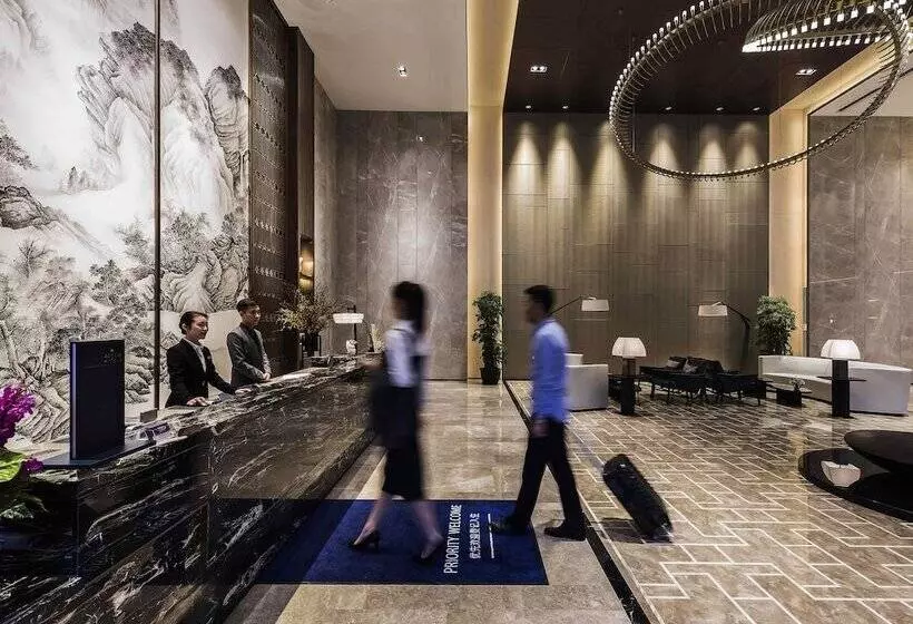 Hotelli Grand Mercure Wuhan Qiaokou