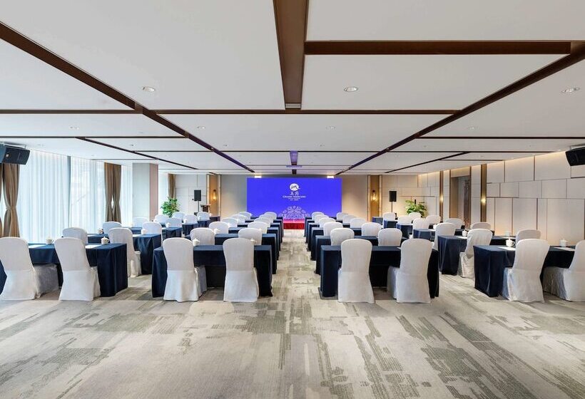 فندق Grand Mercure Wuhan Qiaokou