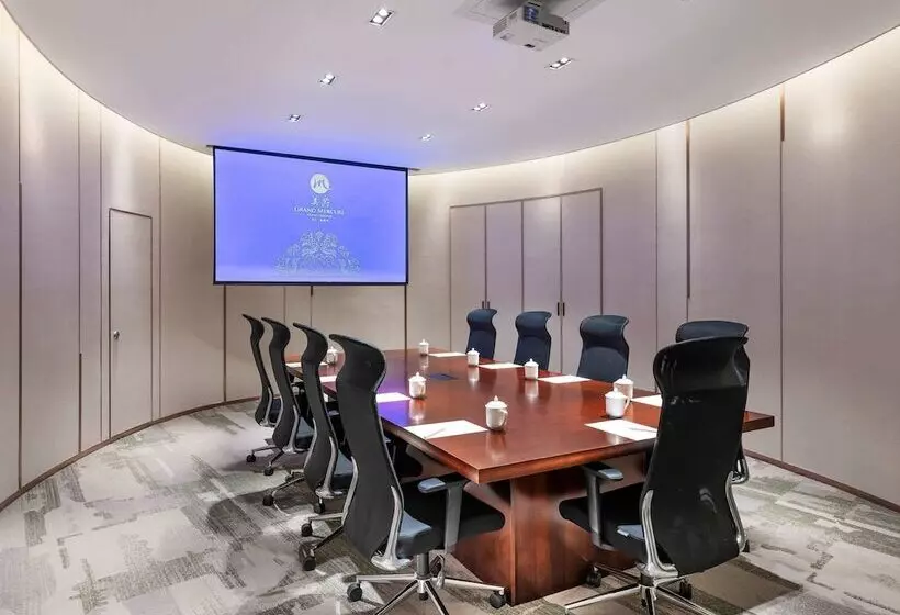 Hotelli Grand Mercure Wuhan Qiaokou