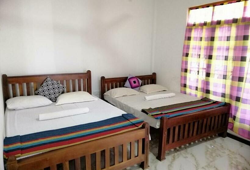 Отель Monkey Garden