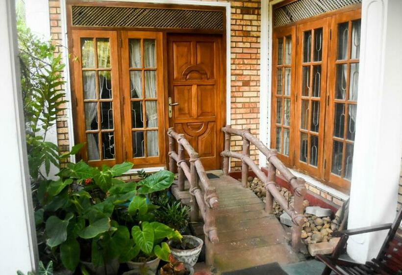 פנסיון Ceylon Casa