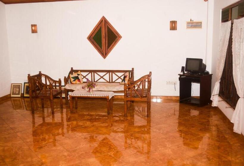 פנסיון Ceylon Casa
