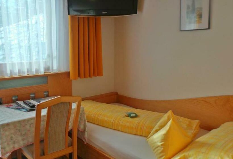 Pension Garni Soldanella