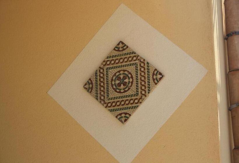 بنسيون Room And Breakfast Aloe