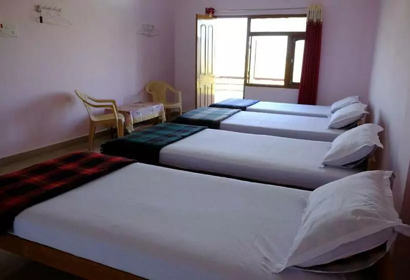 پانسیون Suma Guest House