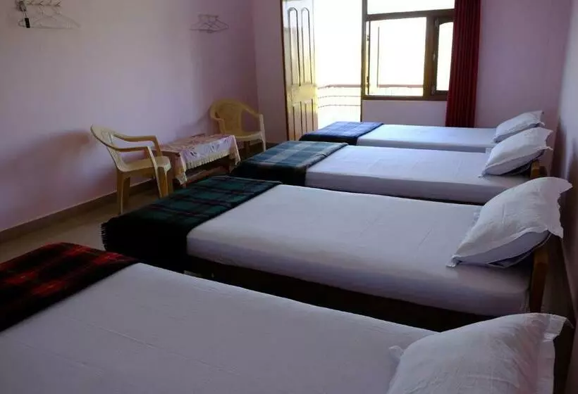 پانسیون Suma Guest House
