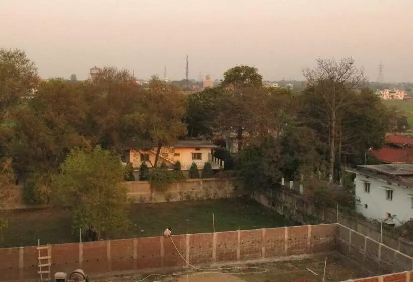 پانسیون Suma Guest House