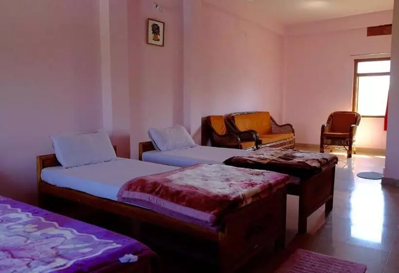 پانسیون Suma Guest House