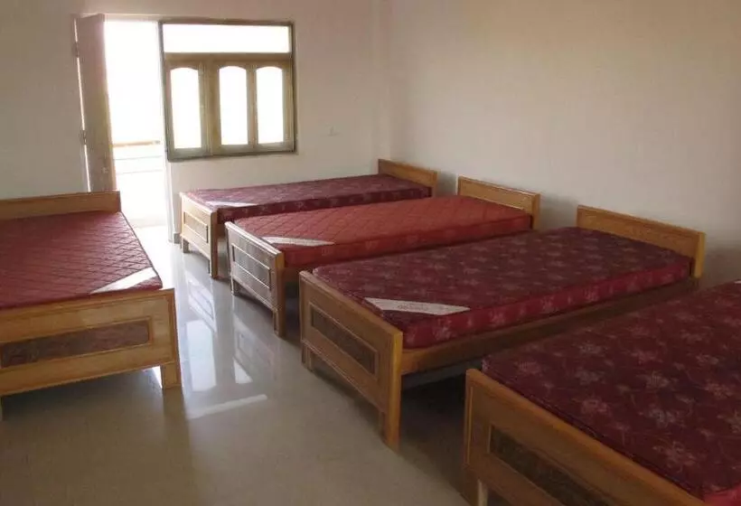 پانسیون Suma Guest House