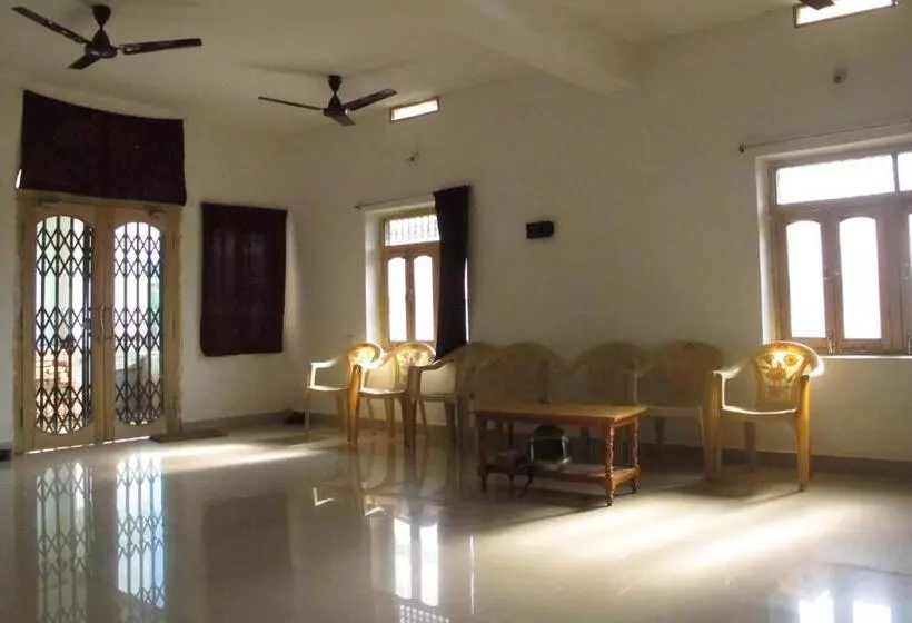 پانسیون Suma Guest House
