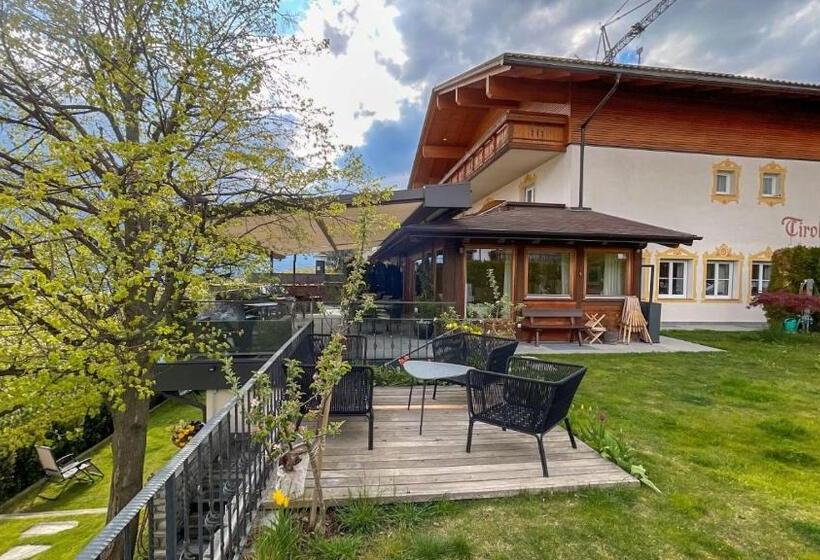 Tirolerhof Pension