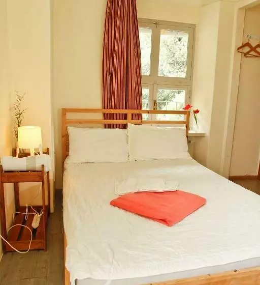 Santangela Hostel & Rooms