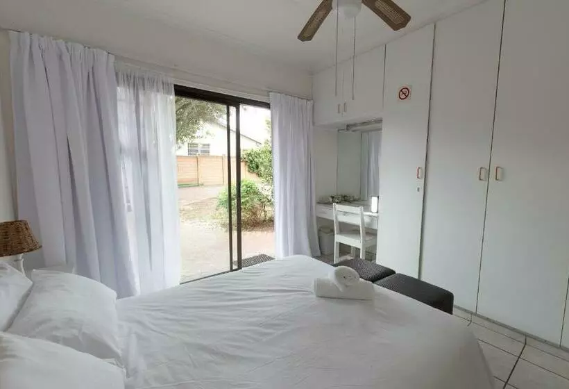 ユースホステル Nothando Backpackers Lodge