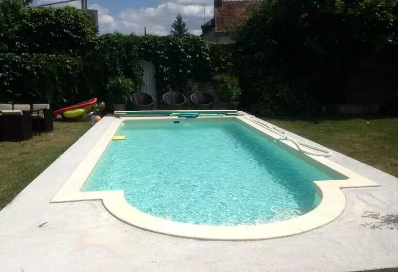 Aamiaismajoitus (B&B) Chambres D Hôtes Des Ducs ô Calme De Nevers