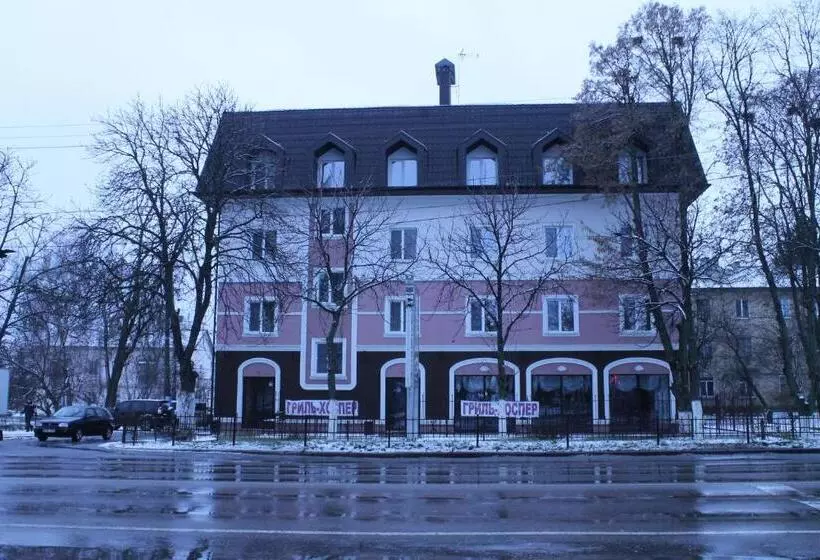 Aamiaismajoitus (B&B) Non Stop Economy