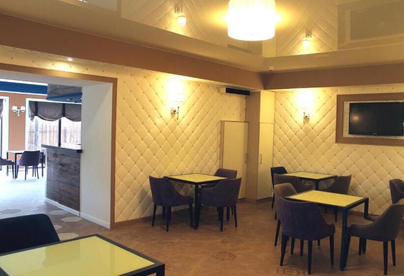 مبيت وإفطار Non Stop Economy