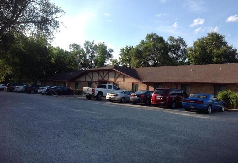 Coronado Motel & Rv Park