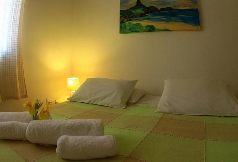 Hostal Pousada Guedes Noronha