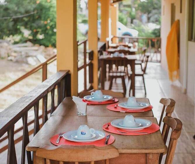 Hostal Pousada Guedes Noronha