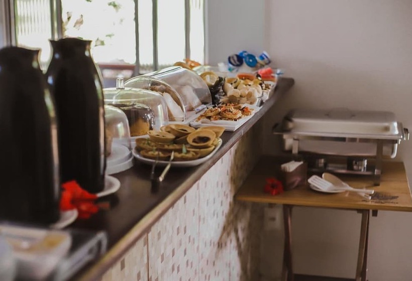 Hostal Pousada Guedes Noronha