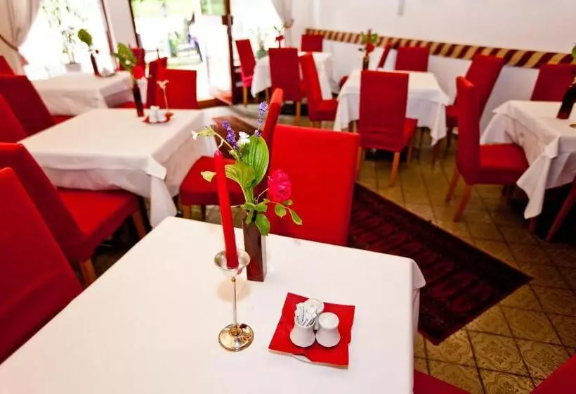 Hotelli Gasthof Lercher