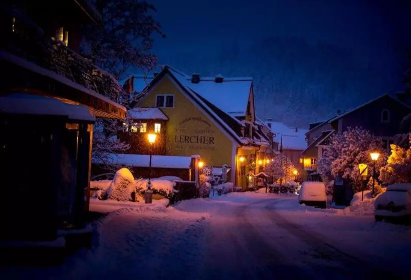 Hotelli Gasthof Lercher