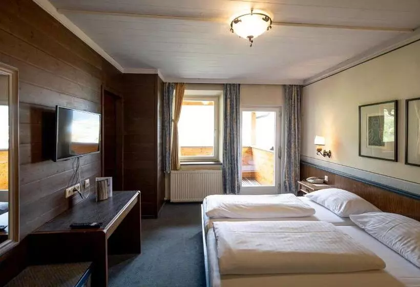 Hotelli Gasthof Lercher