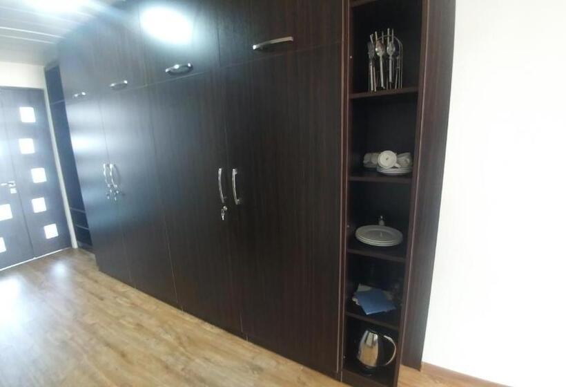 استراحتگاه Cross Health Spa Center