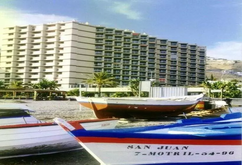 Apartamentos Chinasol Suites