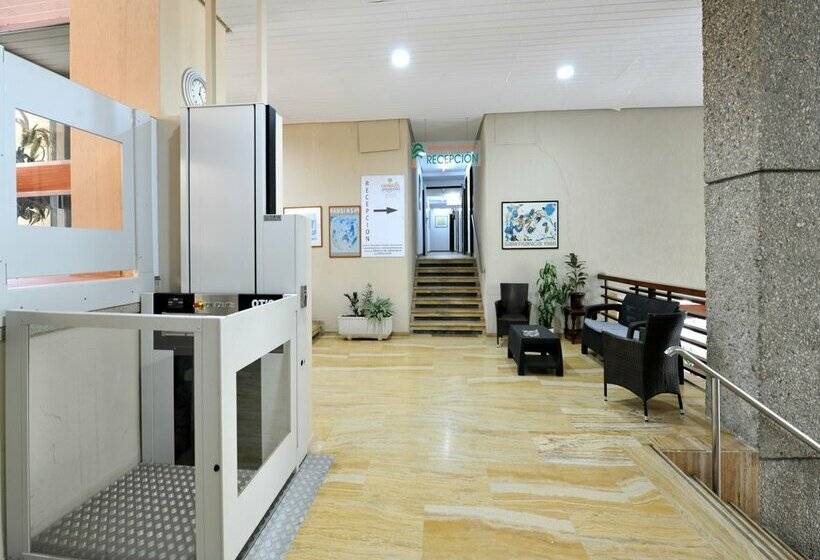 Apartamentos Chinasol Suites