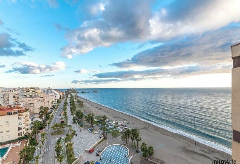 Apartamentos Chinasol Suites