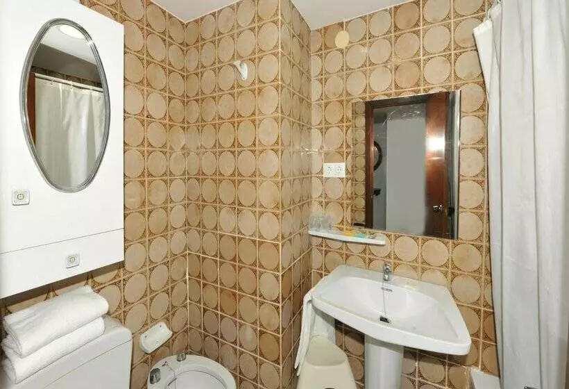 Apartamentos Chinasol Suites