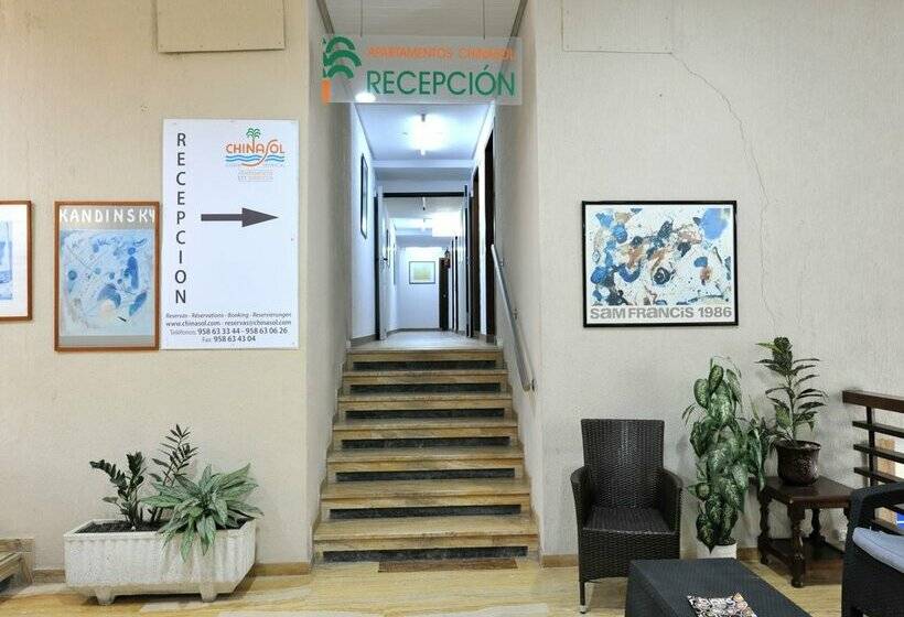 Apartamentos Chinasol Suites