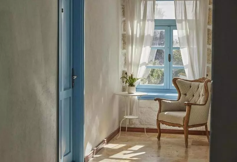 Hotelli Alacati Zeytin Konak