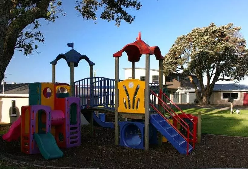 בית מלון כפרי Belt Road Seaside Holiday Park