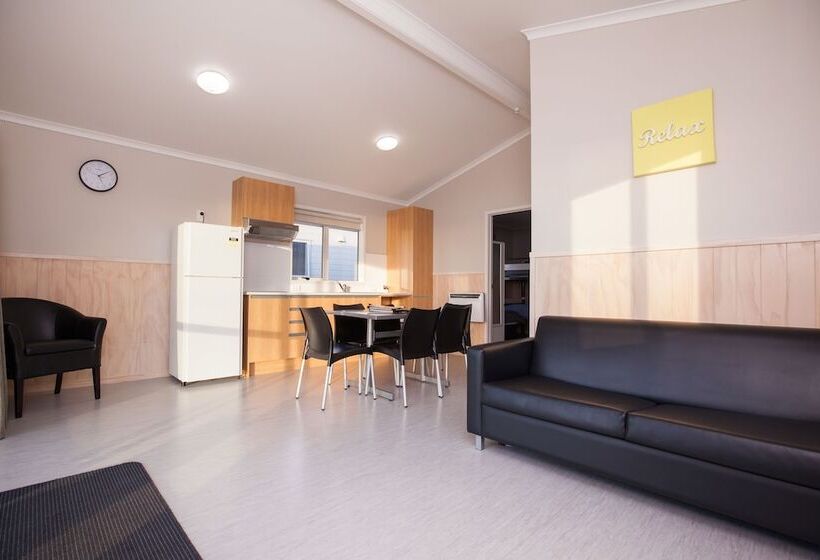 فندق Belt Road Seaside Holiday Park