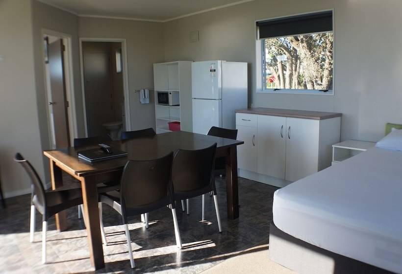 فندق Belt Road Seaside Holiday Park