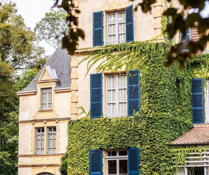 酒店 Château De Champlong Table Hôtel  Golf & Spa