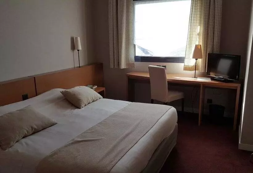 בית מלון כפרי De Loire Et Restaurant Les Bateliers